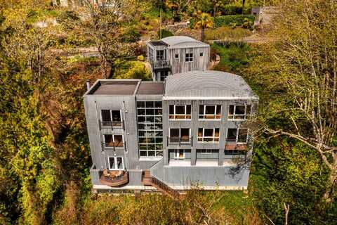 10405 47th Ave SW, Seattle, WA 98146