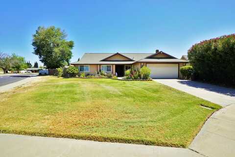 465 Mike Court, Lemoore, CA 93245