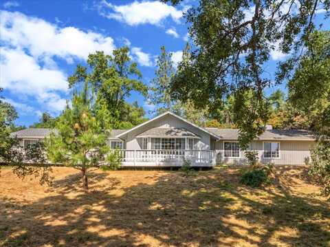 44670 Thunderhead Drive, Ahwahnee, CA 93601