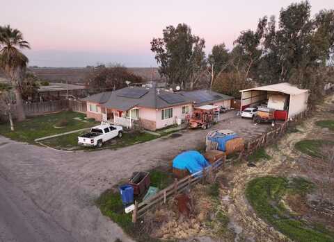 21120 Cornelia Avenue S, Riverdale, CA 93656