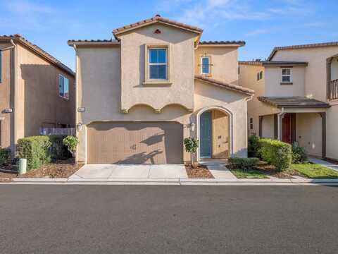 6053 Brick Drive E, Fresno, CA 93727