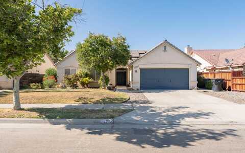 1774 Castle Way, Lemoore, CA 93245