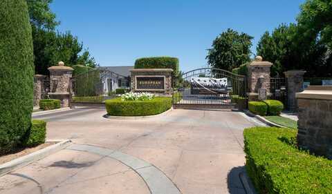 1654 Dublin Lane N, Clovis, CA 93619