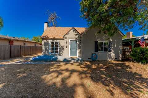 963 Arthur Avenue N, Fresno, CA 93728
