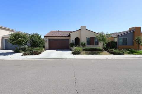 4090 Buckingham Avenue, Clovis, CA 93619