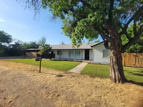 4754 Andrews Avenue E, Fresno, CA 93726