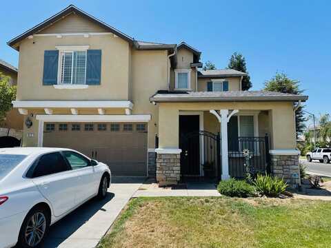 692 Blueberry Lane, Madera, CA 93638