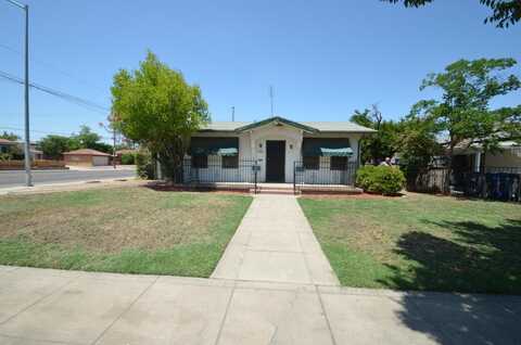 1605 Arthur Avenue N, Fresno, CA 93705