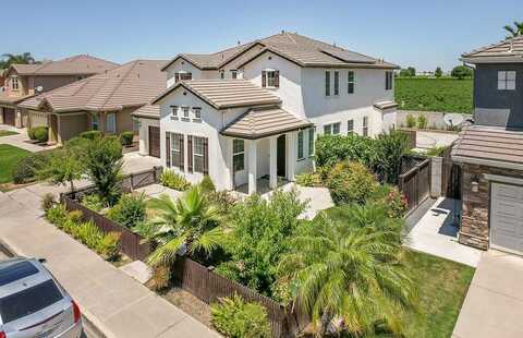 2701 Glade Avenue, Madera, CA 93637