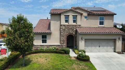 4203 Chesa Lane, Clovis, CA 93619