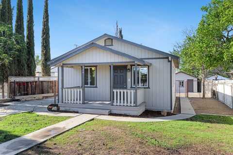 524 Stanislaus Street E, Avenal, CA 93204