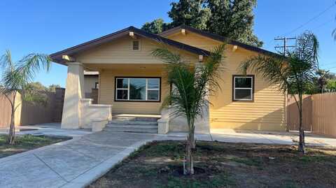 391 Grangeville Boulevard E, Hanford, CA 93230
