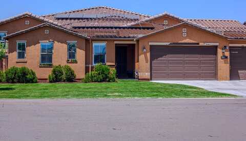758 La Crosse E, Fowler, CA 93625