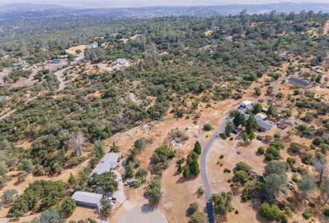 9 AC Quartz Ridge Court, Coarsegold, CA 93614