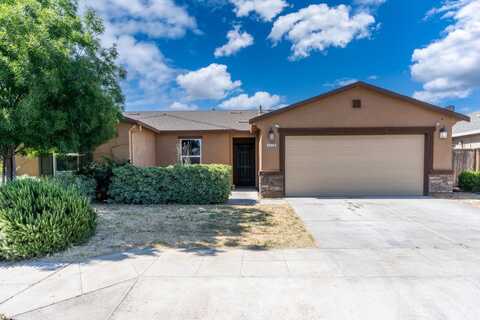 5576 Burns Avenue E, Fresno, CA 93727
