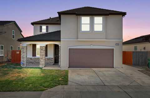 1276 Sauret Street, Madera, CA 93638