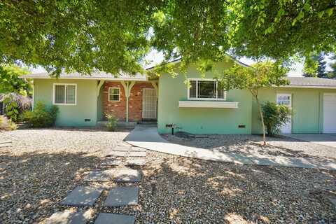 2306 Encina Street S, Visalia, CA 93277