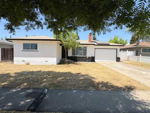 4403 Buckingham E, Fresno, CA 93725