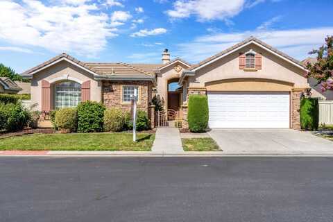 5125 Via Amore N, Fresno, CA 93711
