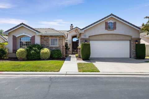 5125 Via Amore N, Fresno, CA 93711