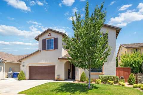 1697 Whiteash Avenue, Clovis, CA 93619