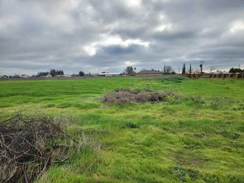 2210 Grantland Avenue, Fresno, CA 93723