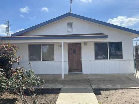 17069 Myrtle Avenue, Huron, CA 93234