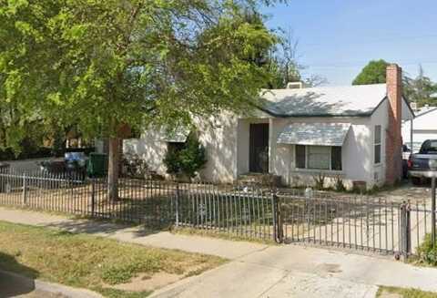 5009 Clay Avenue E, Fresno, CA 93727