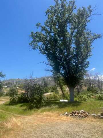 36701 Peterson Rd, Auberry, CA 93602