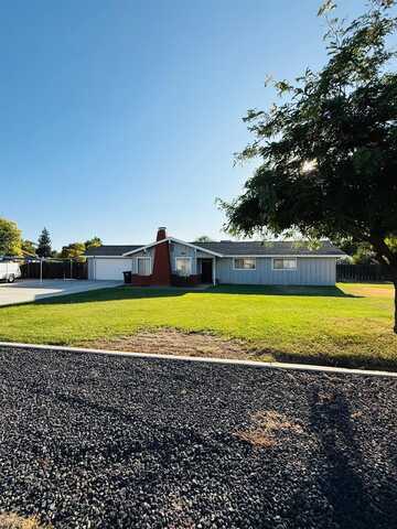 12236 Gabor Way, Madera, CA 93636