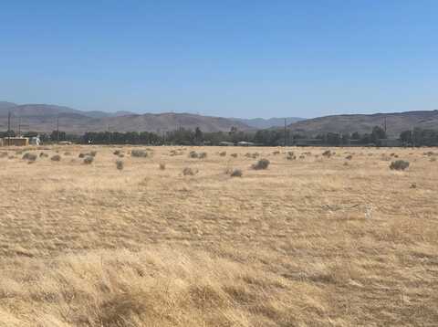 12 Avenue P8, Palmdale, CA 93550