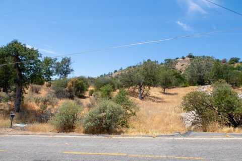 93 Dome Drive N, Coarsegold, CA 93614