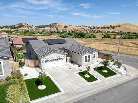 20104 Marrone Way, Friant, CA 93626