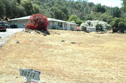 30717 Seminole Drive, Coarsegold, CA 93614