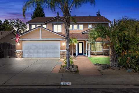 3232 Greenfield Avenue, Clovis, CA 93611