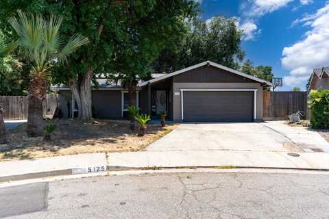 5125 Feemster Court W, Visalia, CA 93277
