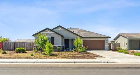 775 Curtis Avenue E, Fowler, CA 93625