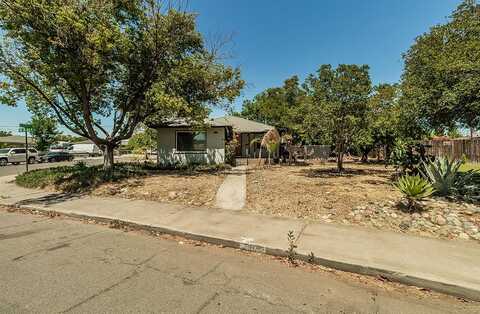 3971 Maywood Drive, Fresno, CA 93703