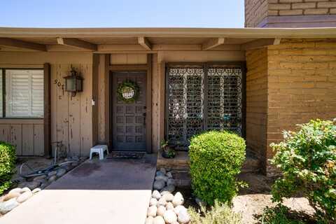 5072 Wishon Avenue N, Fresno, CA 93704