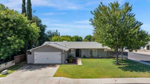 1448 Ashcroft Avenue, Clovis, CA 93611