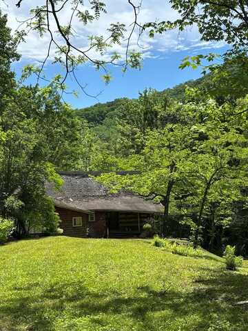 3757 Allison Watts Road, Franklin, NC 28734