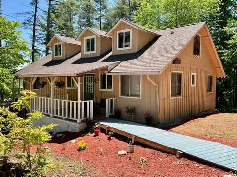 417 Taylor Rd, Franklin, NC 29734