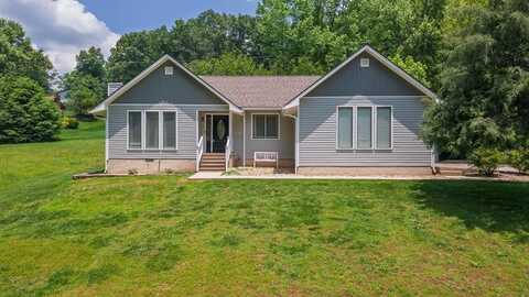 100 DONNA DR, Franklin, NC 28734