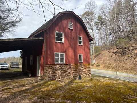 417 Sunset Farms Rd, Whittier, NC 28789