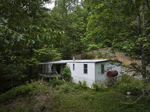 91 Keys Hill Rd, Almond, NC 28702