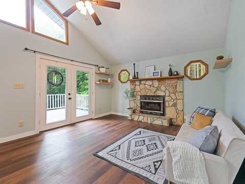 848 Eagles Ridge Road, Sylva, NC 28779
