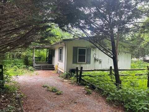 237 East View Road, Sylva, NC 28779