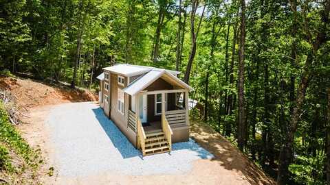 75 Pinehurst Drive, Bryson City, NC 28713
