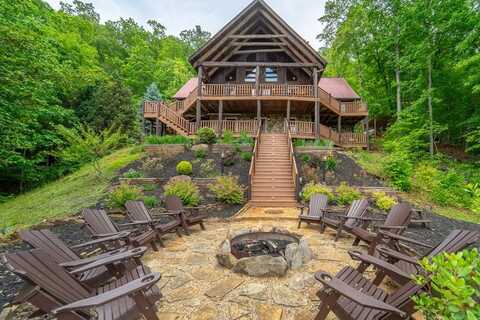 104 Beasley Mine Rd, Franklin, NC 28734