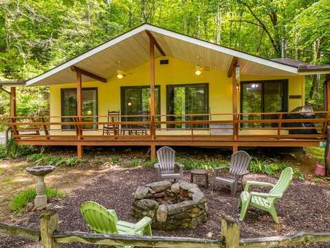 115 Jin Lane, Franklin, NC 28734